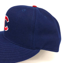 Load image into Gallery viewer, Vintage Chicago Cubs New Era Fitted Hat 7 5/8
