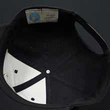 Load image into Gallery viewer, Vintage Green Bay Packers Black Snapback Hat