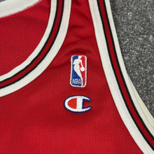 Load image into Gallery viewer, Vintage Michael Jordan Chicago Bulls Champion Jersey XL