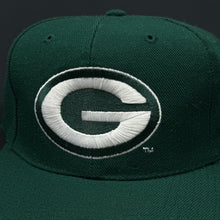 Load image into Gallery viewer, Vintage Green Bay Packers SS PL Snapback Hat