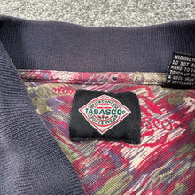 Load image into Gallery viewer, Vintage Tabasco Alligators Patterned Shirt S/M