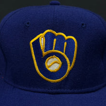 Load image into Gallery viewer, Vintage Milwaukee Brewers SS PL Fitted Hat 7 1/4