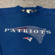 Load image into Gallery viewer, Vintage New England Patriots Starter Sweatshirt M