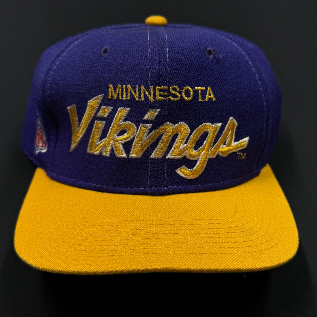 Vintage Minnesota Vikings SS Script Fitted Hat 7 1/2