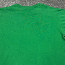 Load image into Gallery viewer, Vintage 2002 Green Day Kiss Me I&#39;m Punk Shirt S