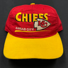 Load image into Gallery viewer, Vintage Kansas City Chiefs Snapback Hat