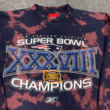 Load image into Gallery viewer, Vintage New England Patriots SB38 Reebok Sweatshirt
