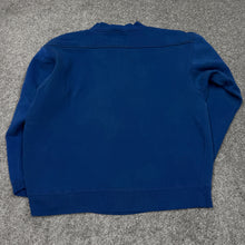 Load image into Gallery viewer, Vintage New England Patriots Starter Sweatshirt M