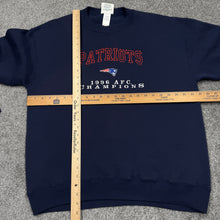 Load image into Gallery viewer, Vintage 1996 New England Patriots AFC Champions Sweatshirt L
