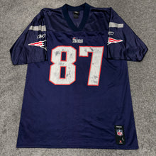 Load image into Gallery viewer, Rob Gronkowski New England Patriots Jersey L