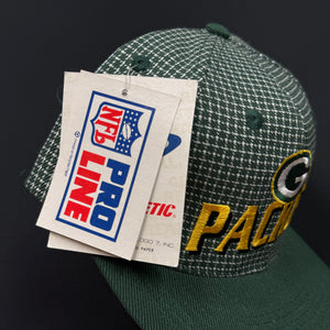 Vintage Green Bay Packers Logo Athletic Grid Strapback Hat