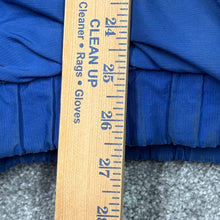 Load image into Gallery viewer, Vintage New England Patriots Starter Puffer Jacket XL