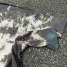 Load image into Gallery viewer, Vintage Los Angeles Kings Custom Dyed Shirt XL