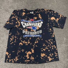 Load image into Gallery viewer, Vintage 1996 New England Patriots Custom Shirt 2XL
