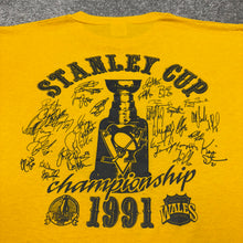 Load image into Gallery viewer, Vintage 1991 Pittsburgh Penguins Stanley Cup Champions Shirt S/M