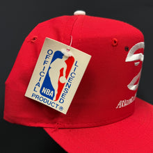 Load image into Gallery viewer, Vintage Atlanta Hawks Twill PL Snapback Hat NWT