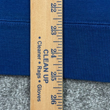 Load image into Gallery viewer, Vintage New England Patriots Starter Sweatshirt M