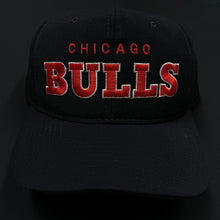 Load image into Gallery viewer, Vintage Chicago Bulls Wool Starter Text Snapback Hat