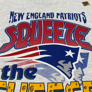 Vintage New England Patriots Squeeze the Cheese Shirt XS/S