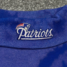Load image into Gallery viewer, Vintage New England Patriots Turtleneck Shirt M