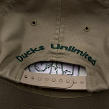 Load image into Gallery viewer, Vintage Ducks Unlimited Beige Snapback Hat