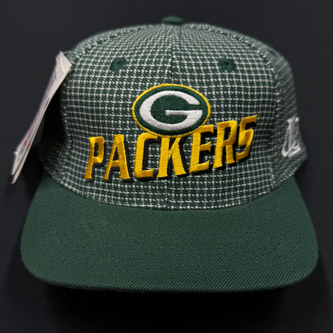 Vintage Green Bay Packers Logo Athletic Grid Strapback Hat