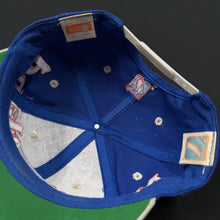 Load image into Gallery viewer, Vintage New England Patriots LOGO 7 Wrap Snapback Hat