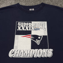 Load image into Gallery viewer, Vintage New England Patriots Super Bowl 39 Champs Shirt M