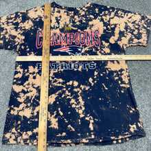 Load image into Gallery viewer, Vintage New England Patriots Super Bowl 38 Custom Shirt L