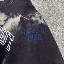 Load image into Gallery viewer, Vintage Connecticut College Custom Champion Sweatshirt L