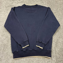 Load image into Gallery viewer, Vintage Greatest Fisherman Sweatshirt M