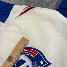 Load image into Gallery viewer, Vintage New England Patriots Apex One Puffer Jacket M