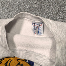 Load image into Gallery viewer, Vintage Pitt Panthers Basketball Champion Reverse Weave Sweatshirt S/M