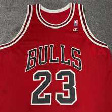 Load image into Gallery viewer, Vintage Michael Jordan Chicago Bulls Champion Jersey XL