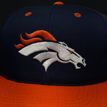 Load image into Gallery viewer, Vintage Denver Broncos Twill PL Snapback Hat