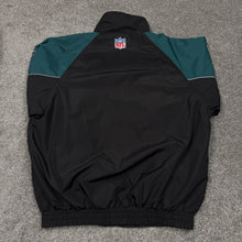 Load image into Gallery viewer, Vintage Philadelphia Eagles PUMA Windbreaker Jacket M
