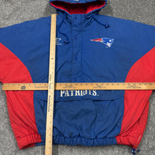 Load image into Gallery viewer, Vintage New England Patriots Logo Athletic Puffer Jacket XL