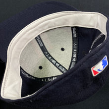 Load image into Gallery viewer, Vintage National League New Era Fitted Hat 7 3/4
