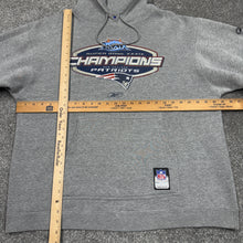 Load image into Gallery viewer, Vintage New England Patriots SB39 Champions Reebok Sweatshirt L