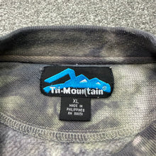 Load image into Gallery viewer, Vintage Martha’s Vineyard Custom Sweatshirt Women’s L/XL