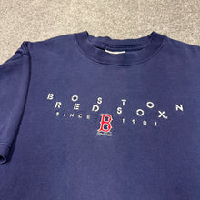 Load image into Gallery viewer, 2000 Boston Red Sox Majestic Shirt L