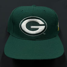 Load image into Gallery viewer, Vintage Green Bay Packers SS PL Snapback Hat