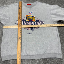 Load image into Gallery viewer, Vintage New England Patriots SB38 Champions Reebok Sweatshirt M