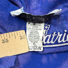 Load image into Gallery viewer, Vintage New England Patriots Turtleneck Shirt M