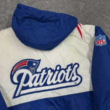 Load image into Gallery viewer, Vintage New England Patriots Apex One Puffer Jacket M