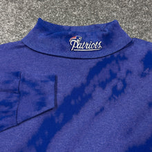Load image into Gallery viewer, Vintage New England Patriots Turtleneck Shirt M