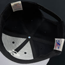 Load image into Gallery viewer, Vintage Chicago White Sox Logo Athletic PL Snapback Hat