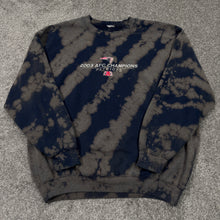 Load image into Gallery viewer, Vintage 2003 AFC Champions New England Patriots Sweatshirt XL/2XL