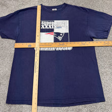 Load image into Gallery viewer, Vintage New England Patriots Super Bowl 39 Champs Shirt M
