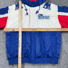 Load image into Gallery viewer, Vintage New England Patriots Apex One Puffer Jacket M